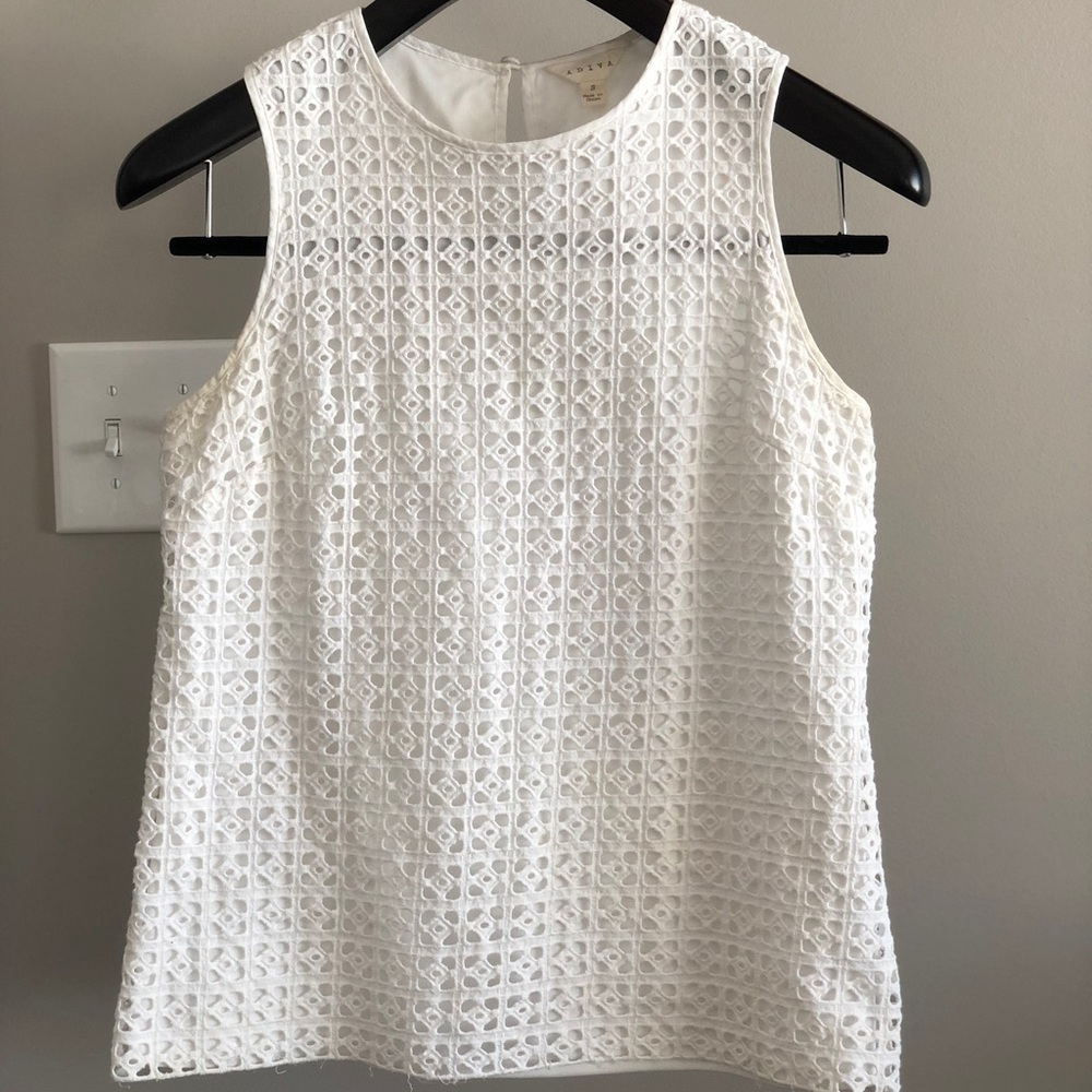 White tank!